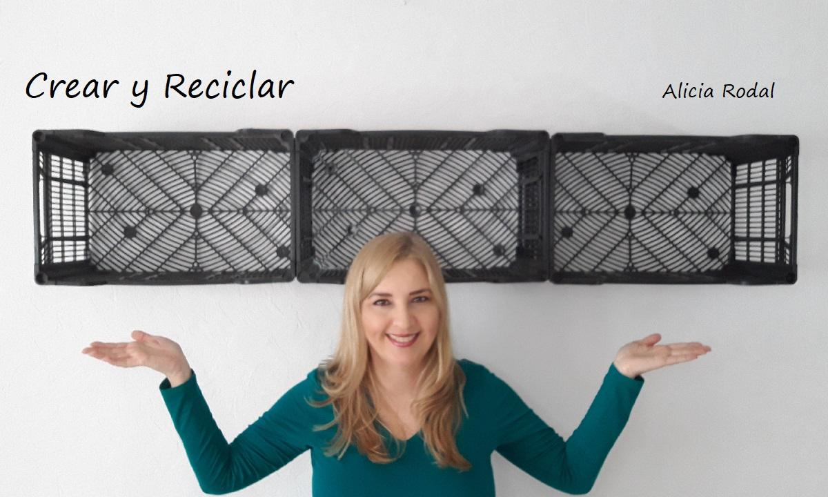 En este tutorial te muestro 5 maneras diferentes de reutilizar cajas plásticas donde suele venir las frutas y verduras del supermercado y fruterías. Son ideas de reciclaje creativo muy útil para tu casa o negocio DIY. Reciclaje creativo. Ideas creativas 