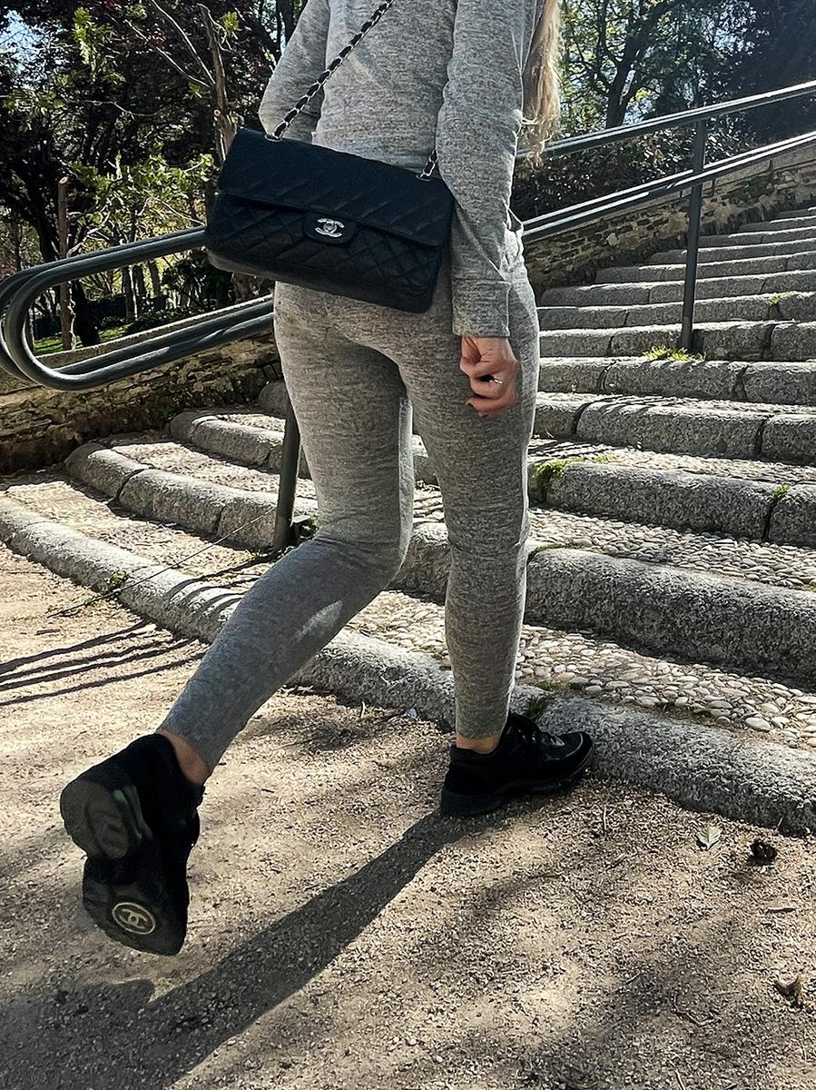 I styled it with some black trainers and my black Chanel that is the one and only mom bag I take to the park since it is hands free.