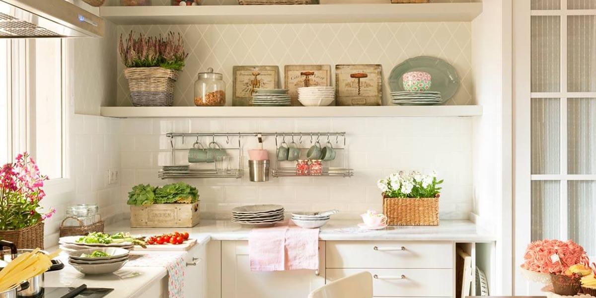 Cocina con mezcla de azulejos