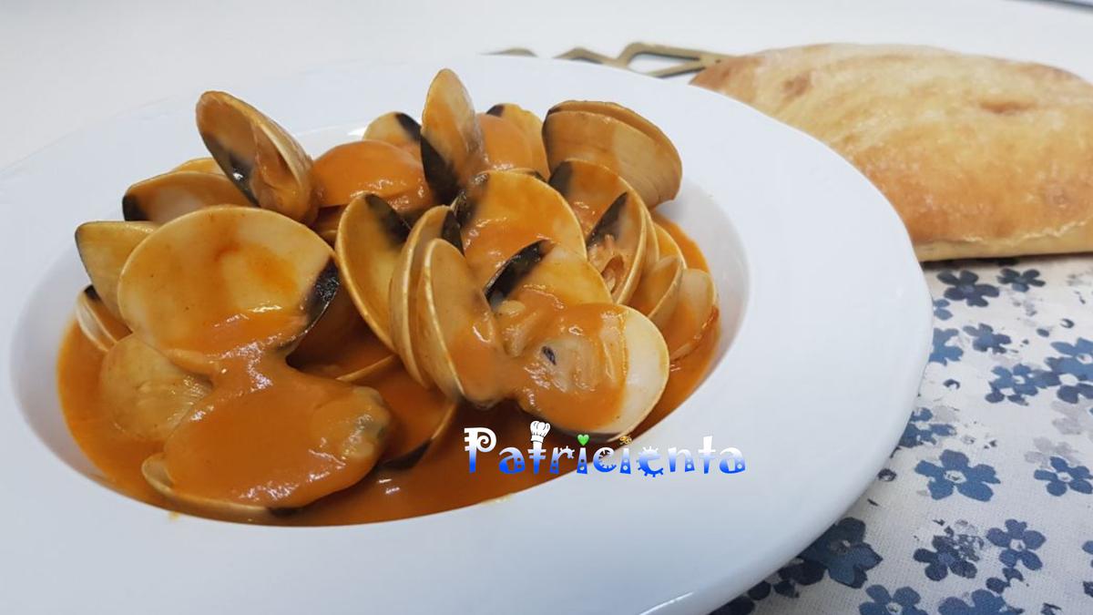 Almejas con salsa brava de MyCook Touch