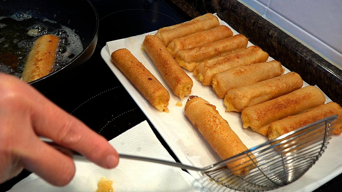 TORRIJAS ENROLLADAS RELLENAS DE CREMA PASTELERA - Foto 11