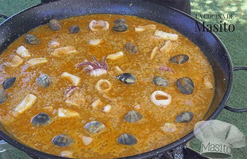 Paella marinera