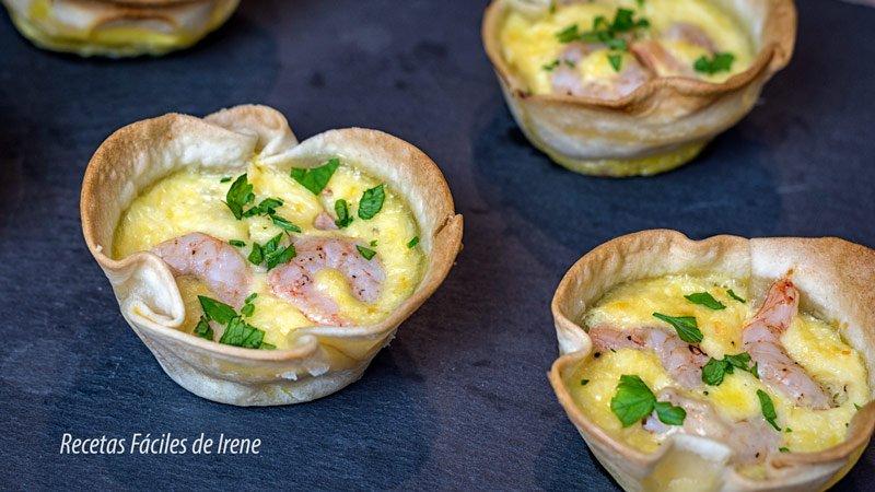idea de cena mini quiches de gambas y queso