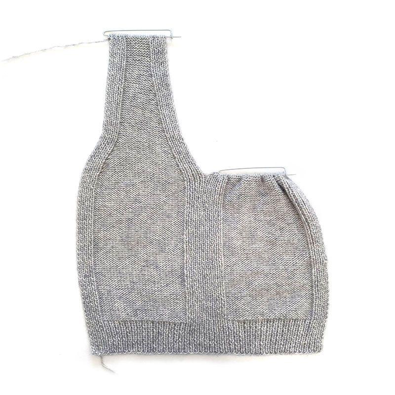 Chaleco de Punto Reversible DUO - Patrón y Tutorial - Reserva los puntos del primer hombro