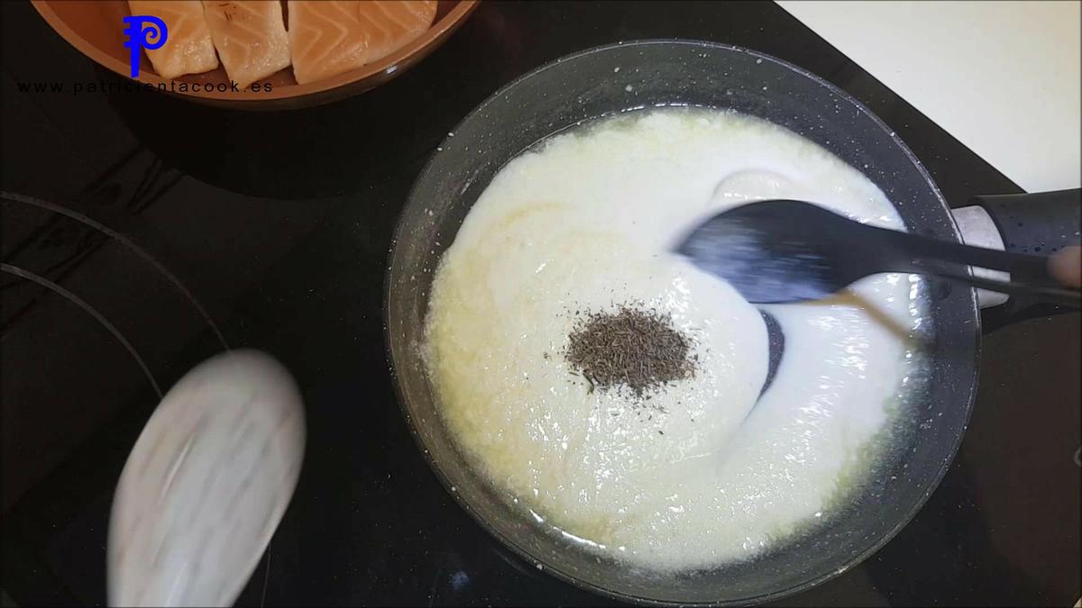 Salmón con salsa de limón