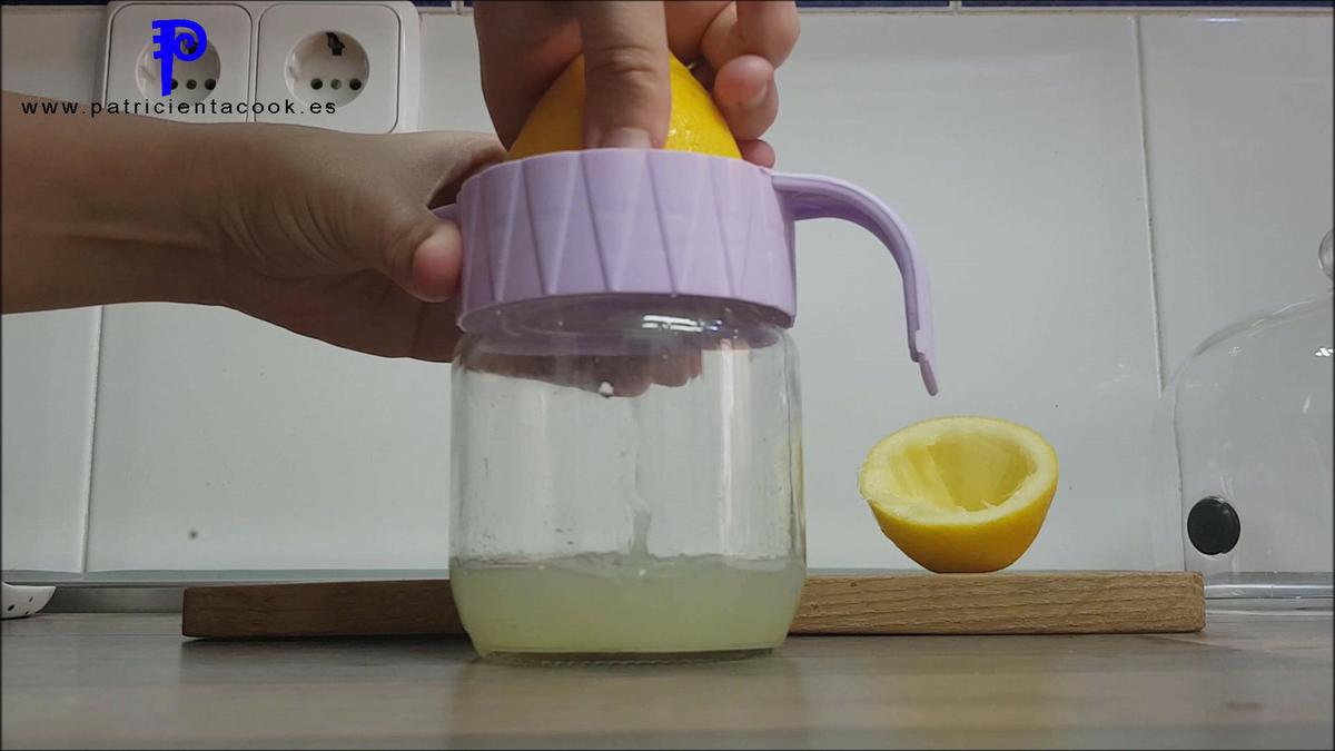 Salmón con salsa de limón