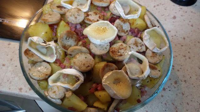 Receta Revuelto de patata, salchicha alemana blanca, jamón y queso de cabra