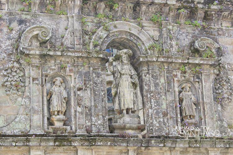 Escultura de Santiago Apóstol