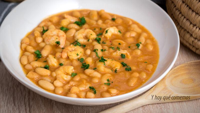 alubias con gambas paso a paso