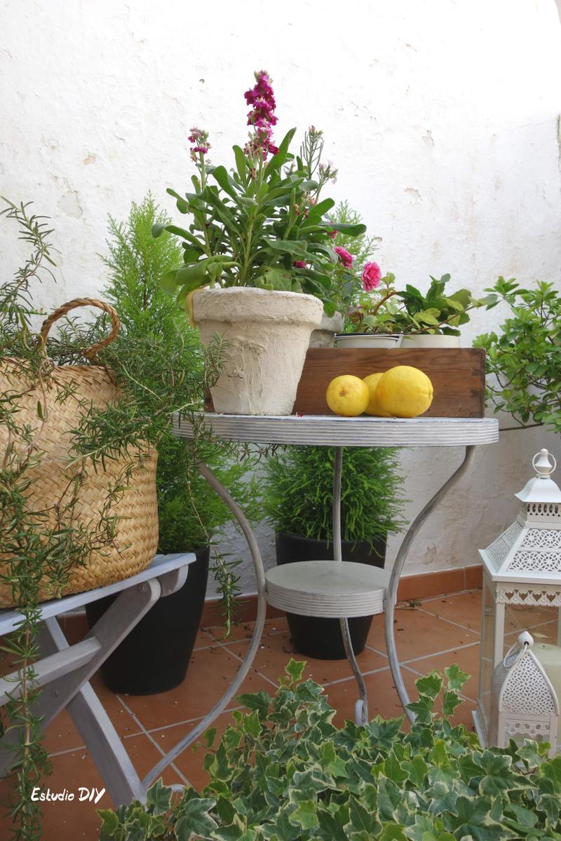 cómo dar acabado de piedra a maceteros