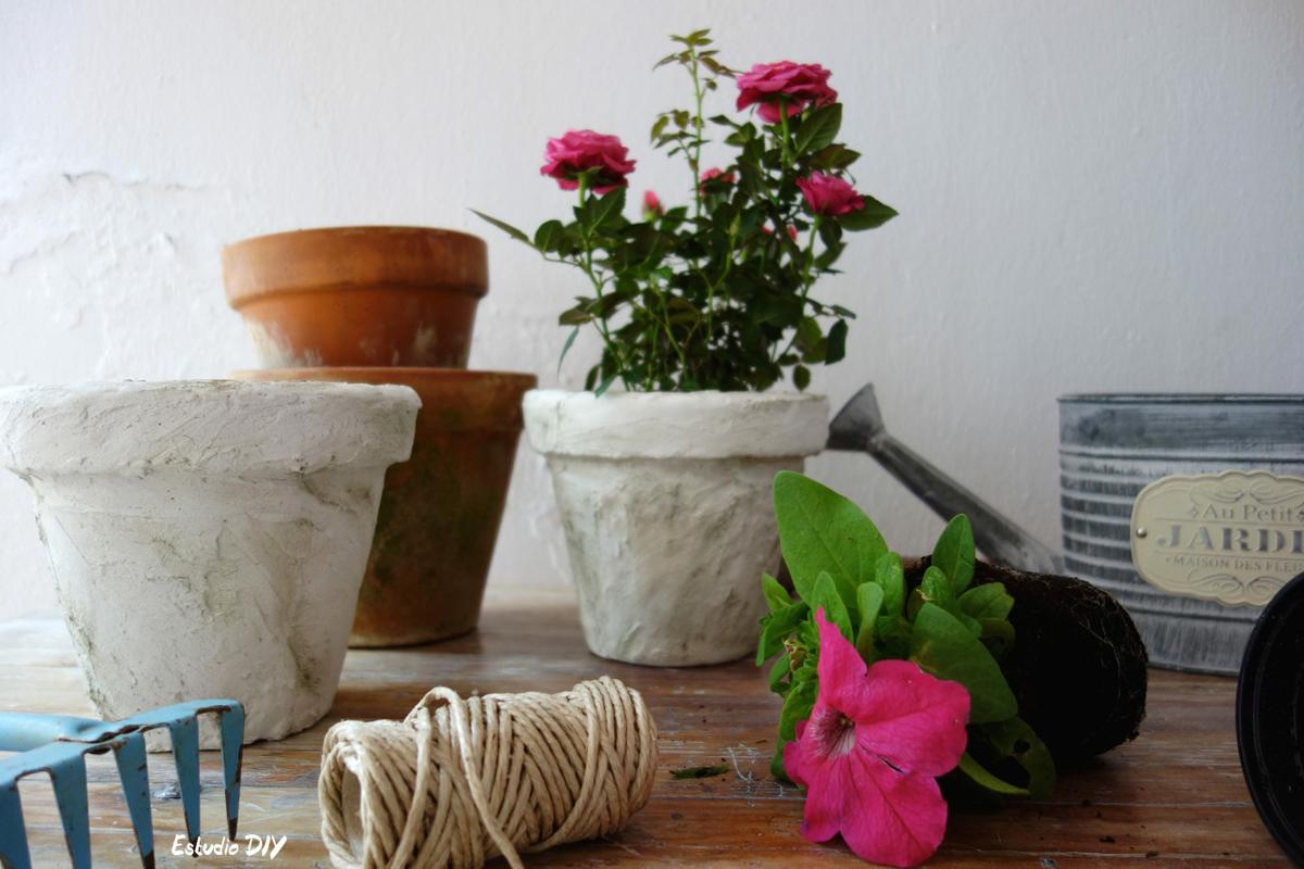 cómo dar acabado de piedra caliza a maceteros
