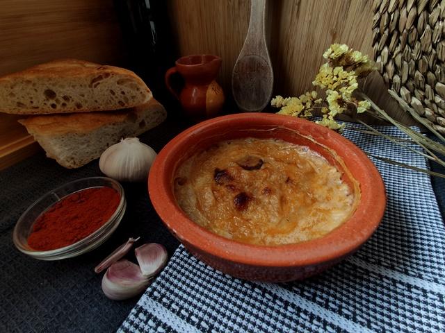 Sopas de ajo o sopa castellana