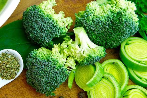 verduras-para-subir-las-defensas-el-brocoli