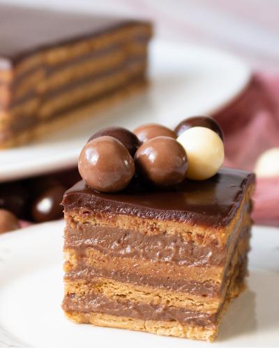 Tarta de galletas y chocolate