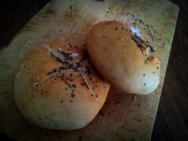 Panecillos con semillas de amapola