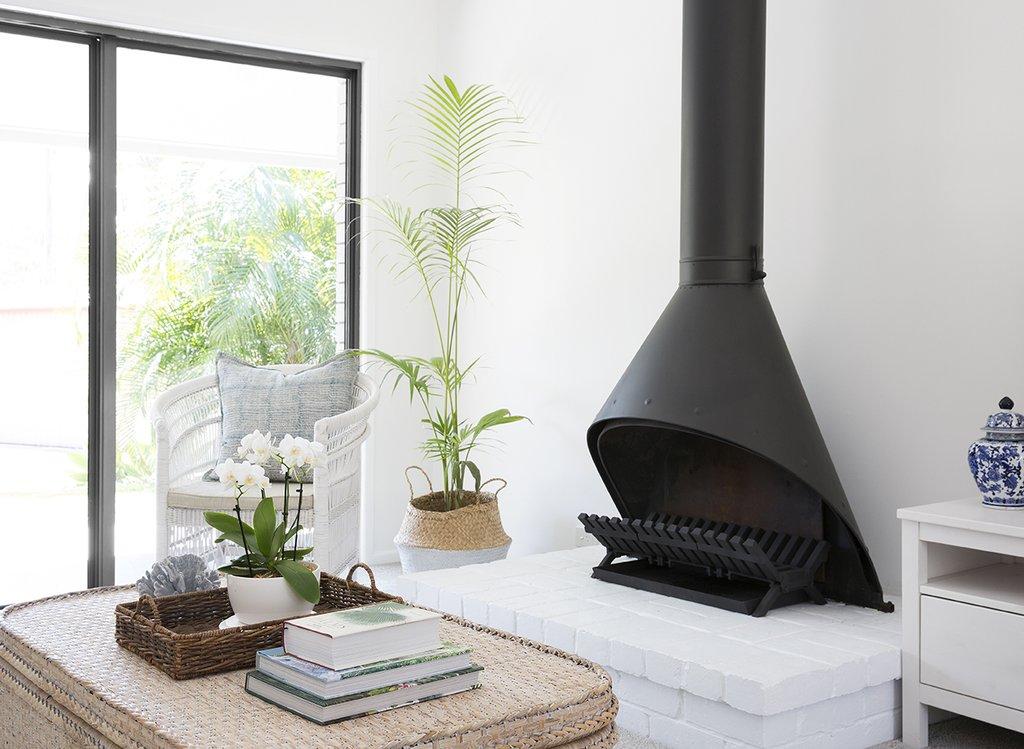 Salón luminoso estilo Hamptons