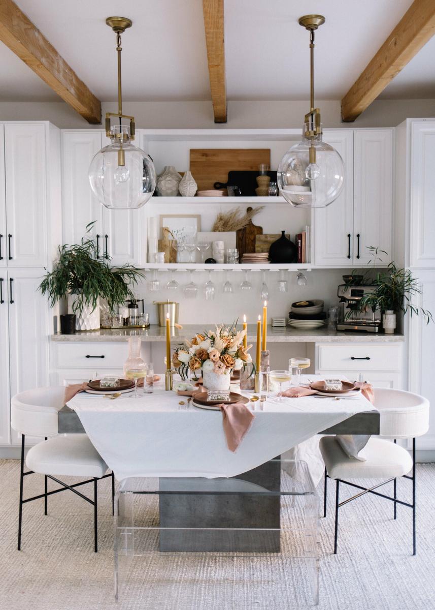 Cómo montar una mesa con dos colores