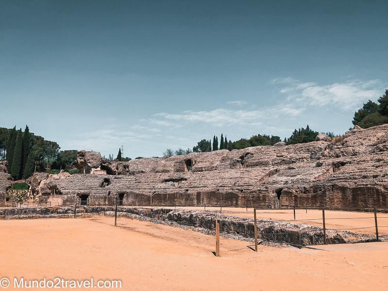Qué ver en Sevilla, Anfiteatro de Itálica