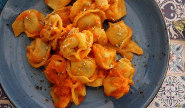 Cómo hacer con Thermomix tortellinis rellenos de espinacas