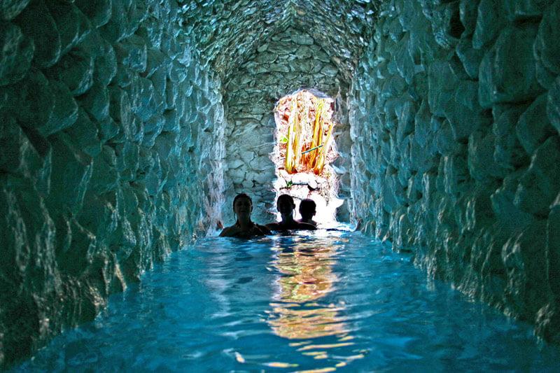 Balnearios de Aguas Termales en San Miguel