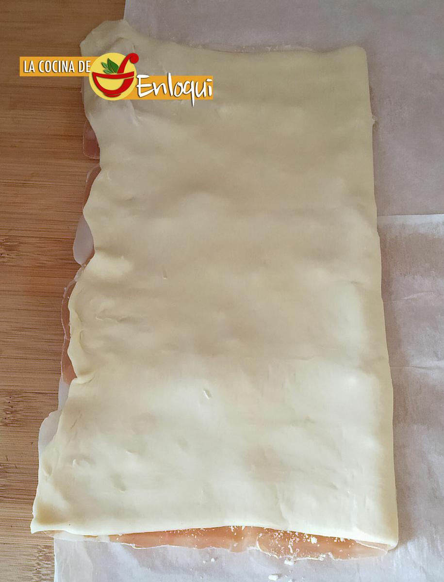 Palitos de hojaldre con jamón