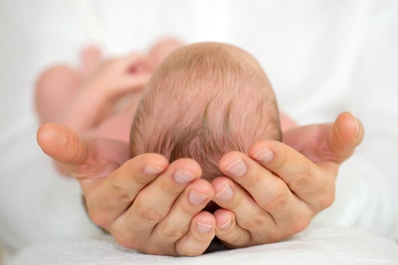 Sercicio Salus, cuidadoras de bebés a domicilio 