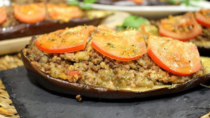 Berenjenas al horno rellenas de carne