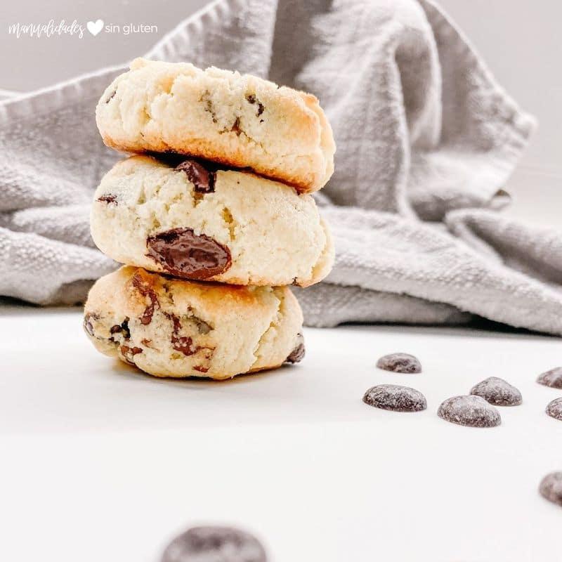 keto chocolate chip cookies