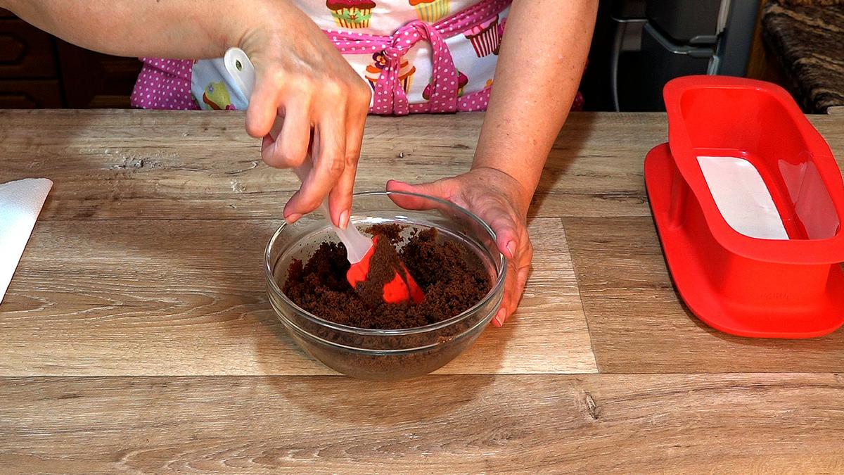 TARTA DE CEREZAS Y CHOCOLATE, RECETA FÁCIL SIN HORNO - Foto 2