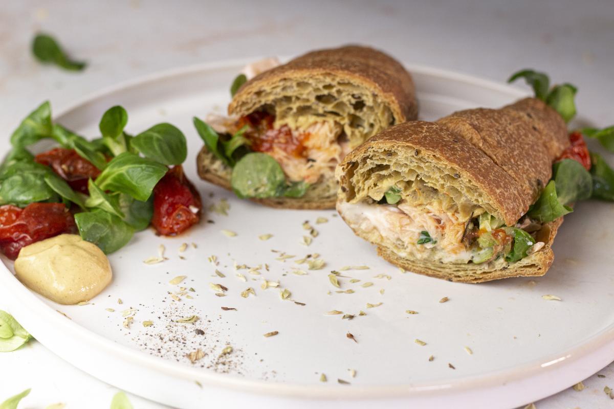 Croissant relleno Lev