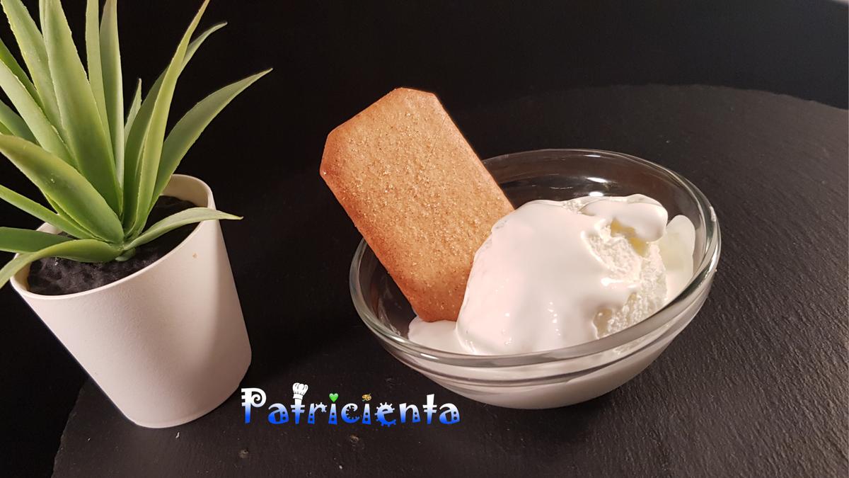 Helado de chocolate blanco en heladera eléctrica silvercrest de Lidl