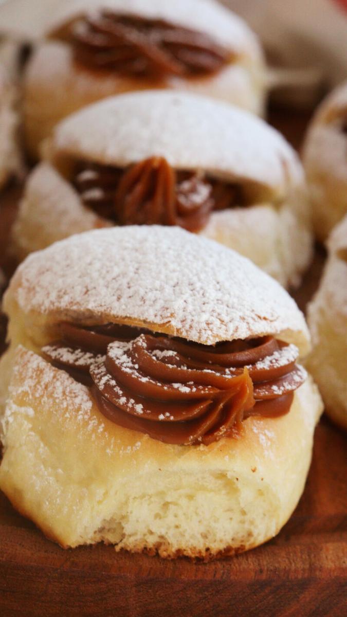 miguelitos pan de leche facturas argentinas dulce de leche