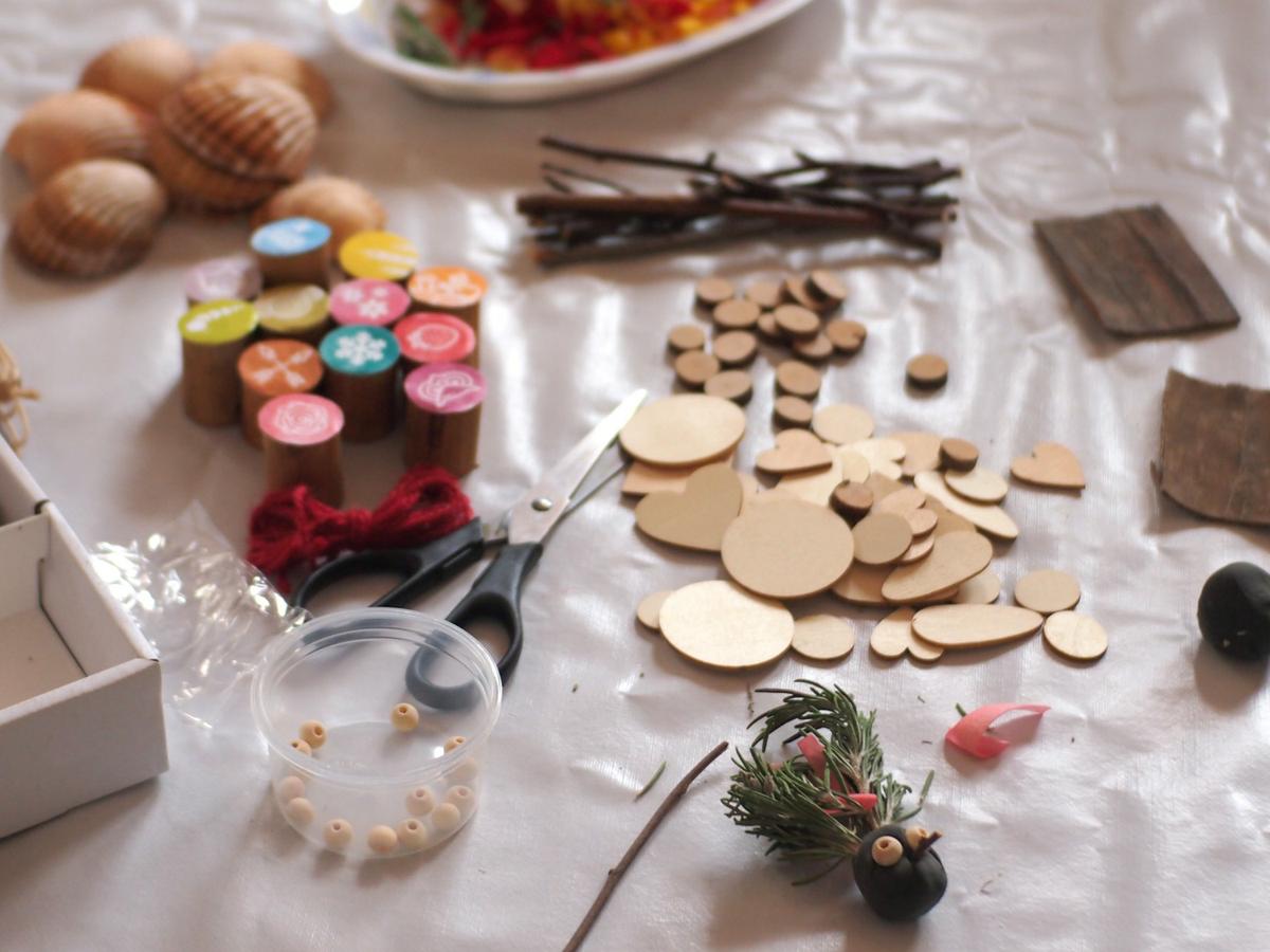 Presentación de los materiales para la actividad del método naturaleza creativa