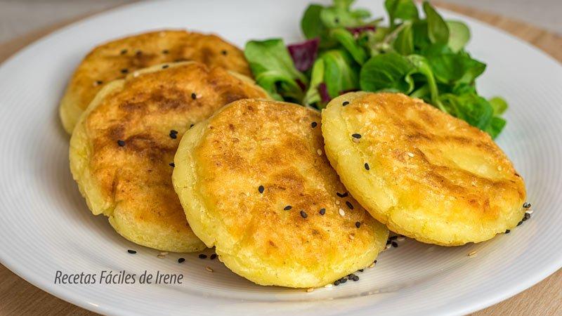 como hacer arepas de papa o arepas de patata
