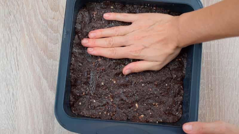 darle forma al brownie sin horno saludable