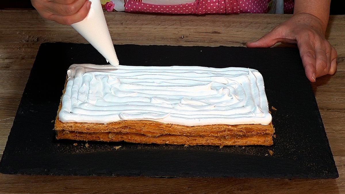 MILHOJAS DE HOJALDRE CON MERENGUE Y CABELLO DE ÁNGEL - Foto 11