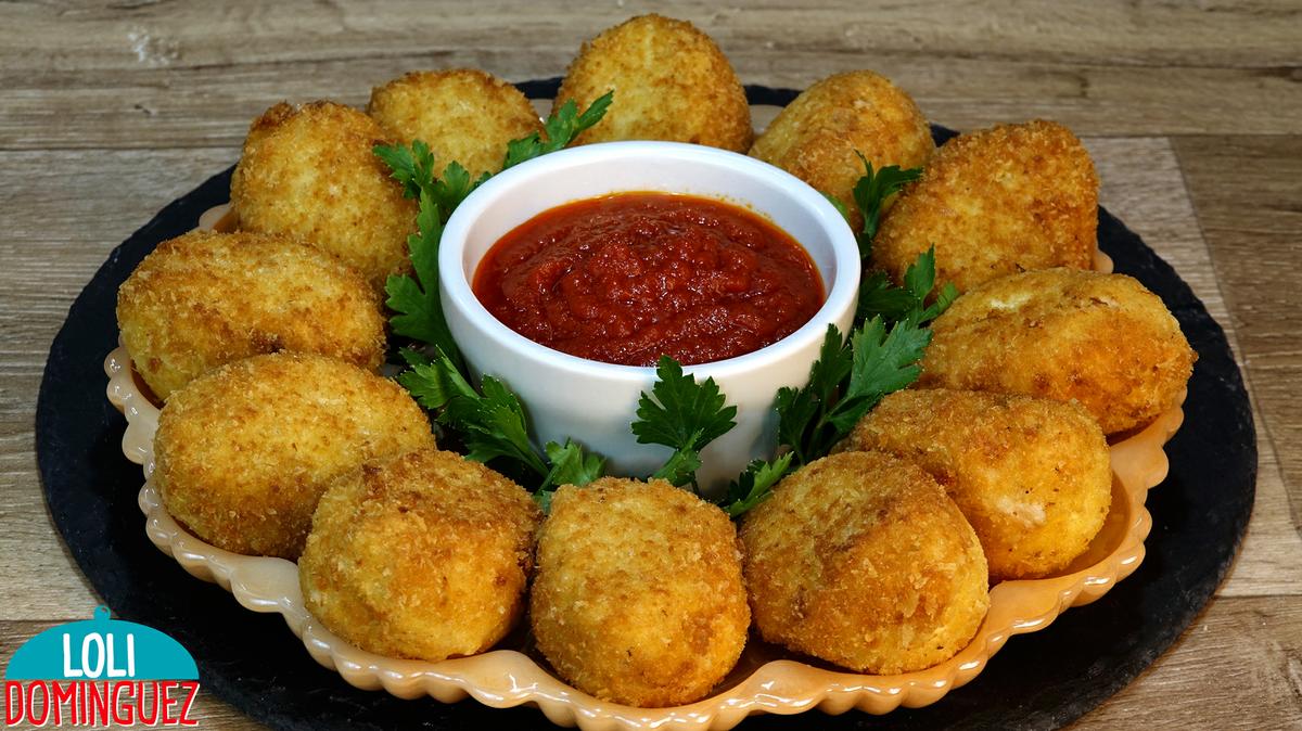 HUEVOS RELLENOS CON BECHAMEL Y ATÚN. Una receta fácil y deliciosa que va a encantar a todos en casa, queda una mezcla de sabor y textura riquísima