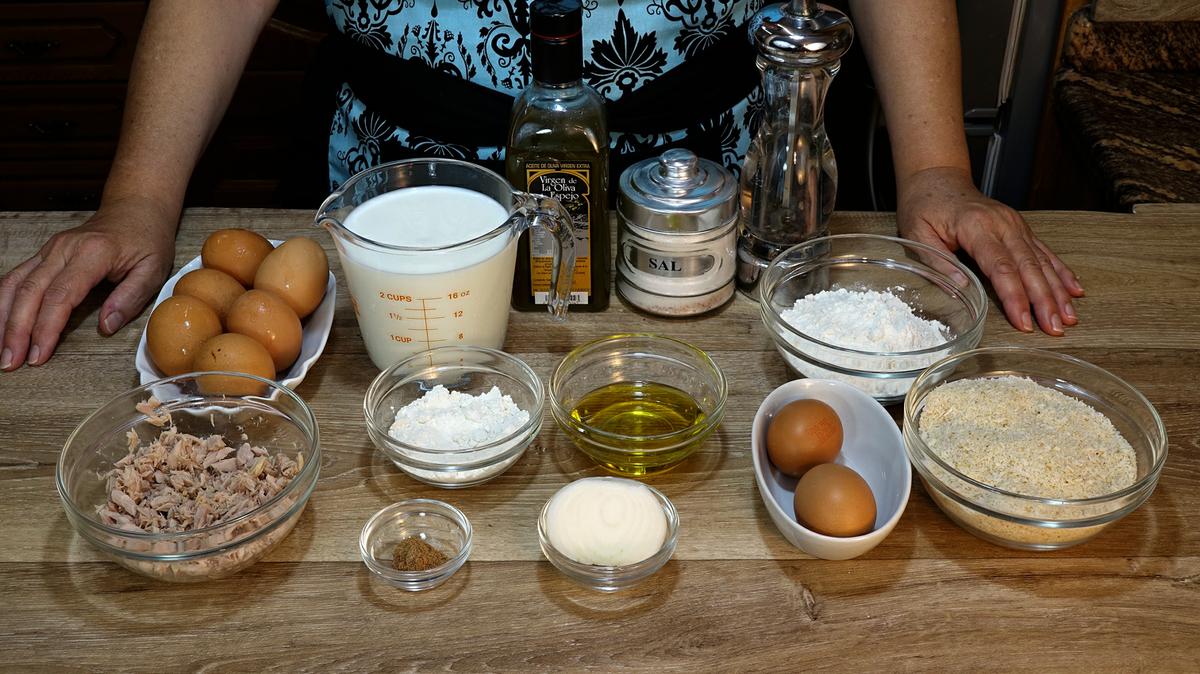 HUEVOS RELLENOS CON BECHAMEL Y ATÚN - Loli Domínguez - Foto 1