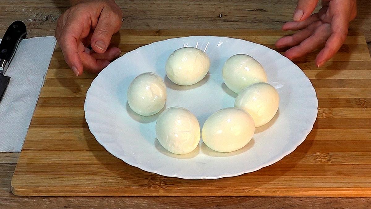 HUEVOS RELLENOS CON BECHAMEL Y ATÚN - Loli Domínguez - Foto 3