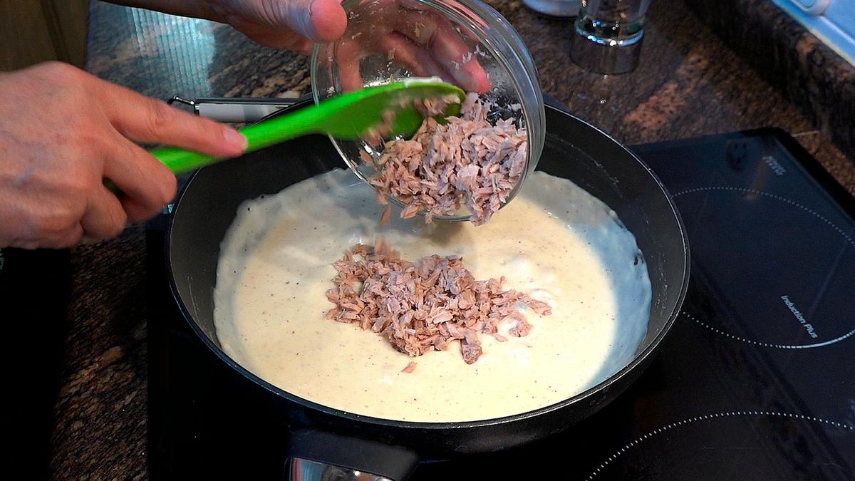 HUEVOS RELLENOS CON BECHAMEL Y ATÚN - Loli Domínguez - Foto 6