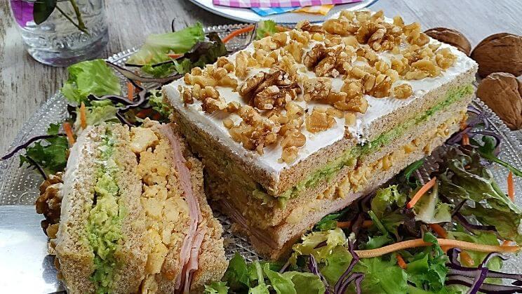 Pan Arlequin con aguacate