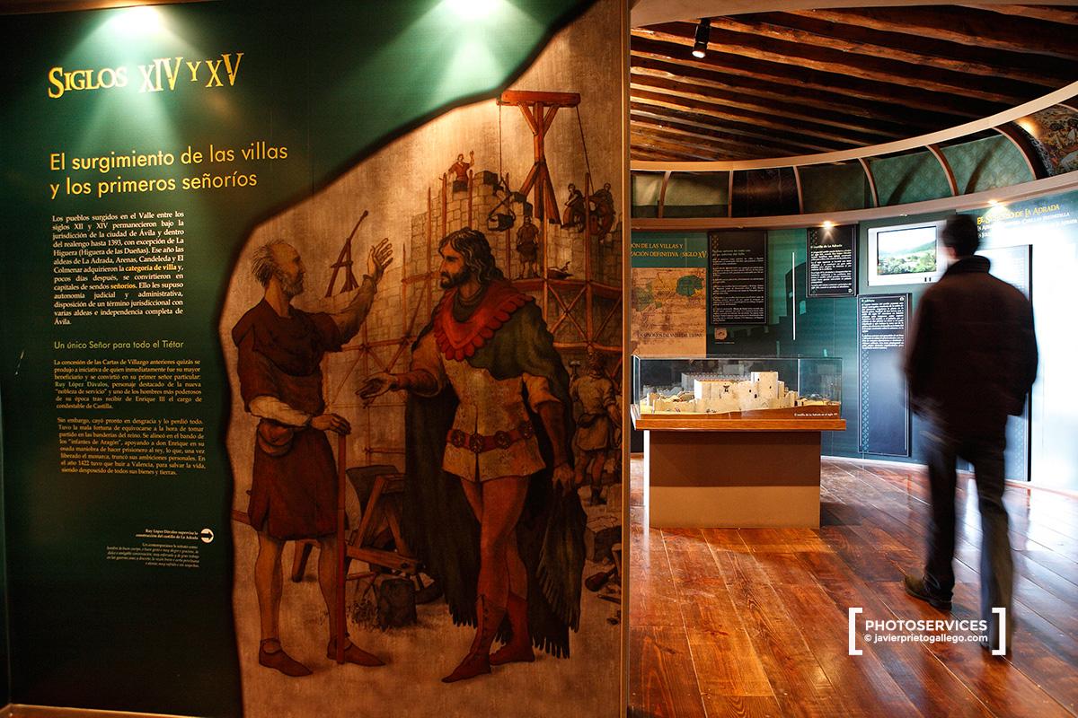 Interior del Centro de Interpretación ubicado en el castillo de La Adrada. Valle del Tiétar. Ávila. Castilla y León. España. © Javier Prieto Gallego;