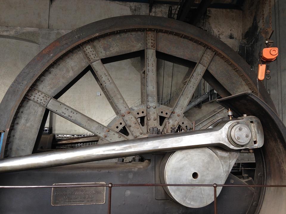 ¿Quién inventó la Máquina de Vapor?¿En qué año? 3