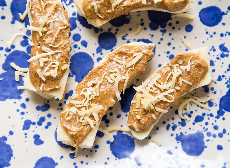 Aperitivo saludable plátano y maní