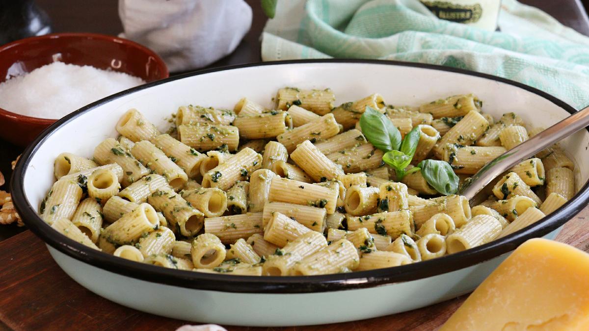 pesto genovese clasico original mortero albahaca