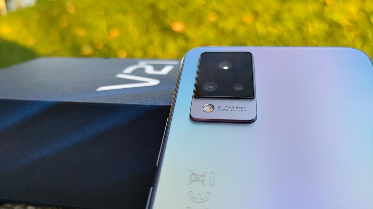 vivo V21 5G