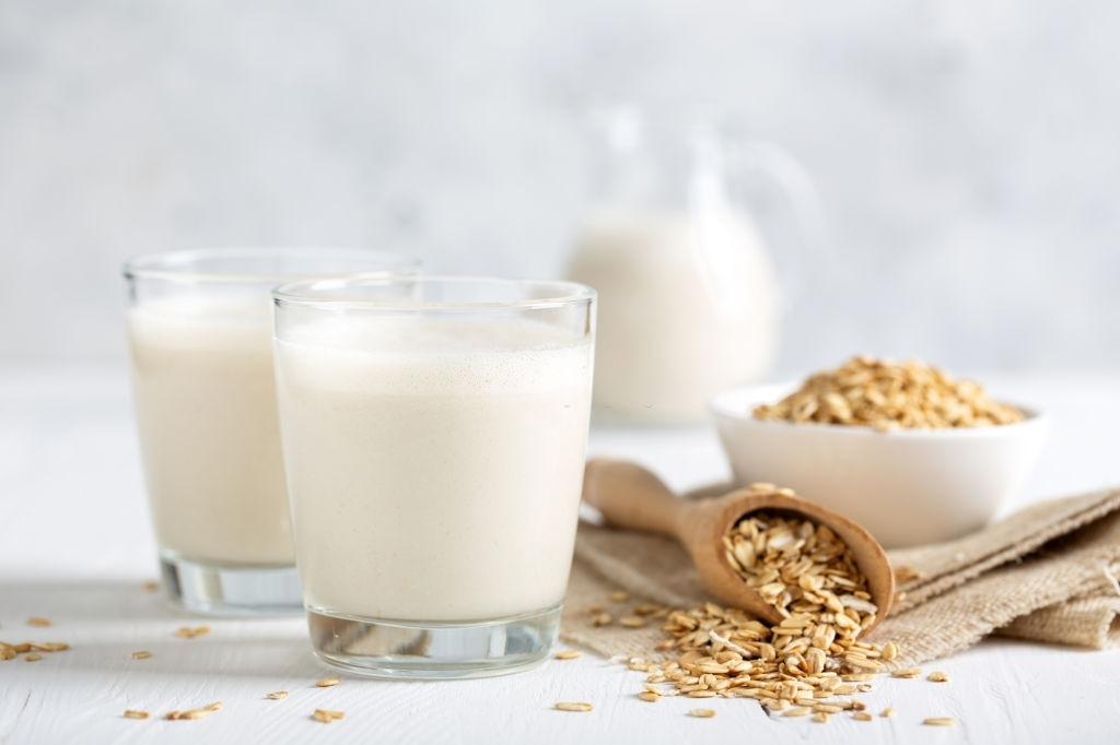 Leche vegetal vegana de avena