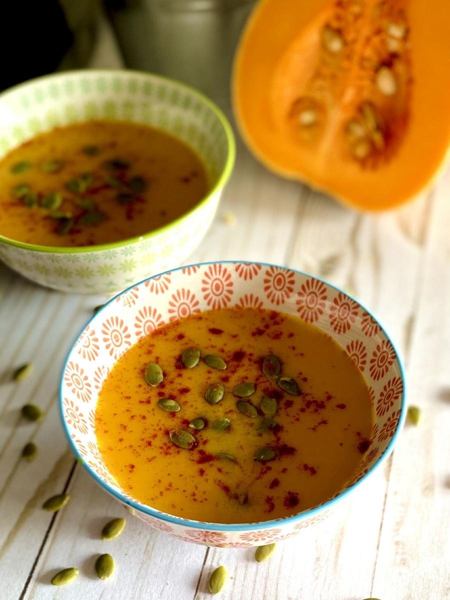 Crema saludable para los días de otoño, donde las calabazas y boniatos están de temporada.