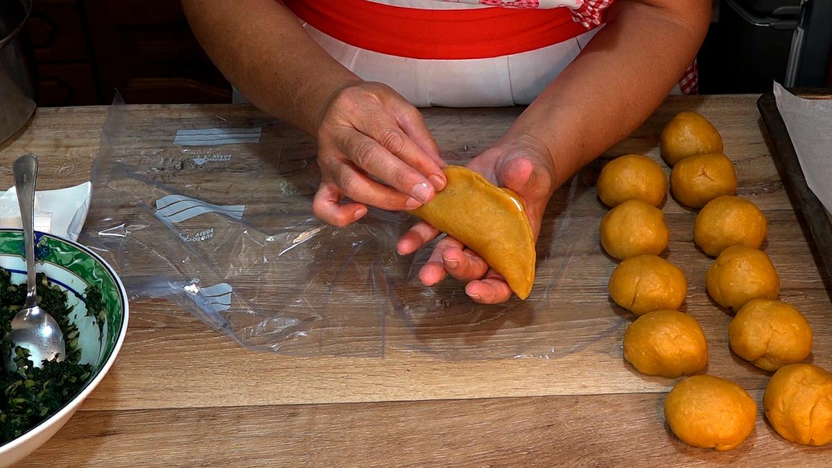 EMPANADAS DE ESPINACAS CON MASA CASERA FÁCIL - Foto 16