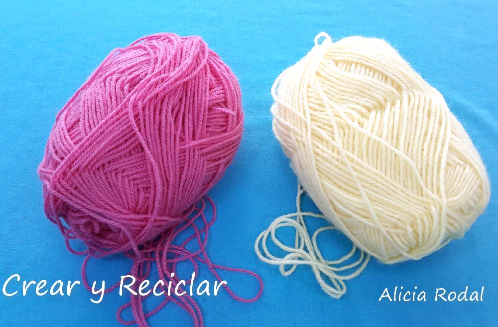 En este tutorial te enseño 7 técnicas distintas para hacer pompones, también conocidos como borla, fleco, colgante, airón, madroño o penacho, fácil y rápido, usando tus manos, utensilios de cocina o materiales reciclados como el cartón, etc. Diy